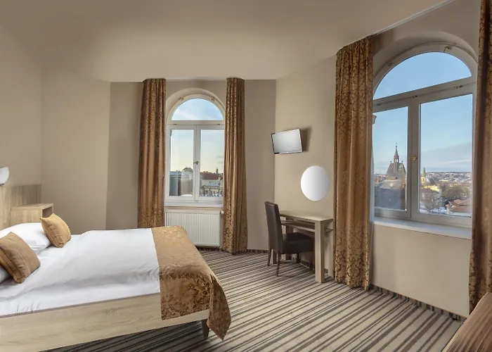 Hotel Centre Plaza 3*