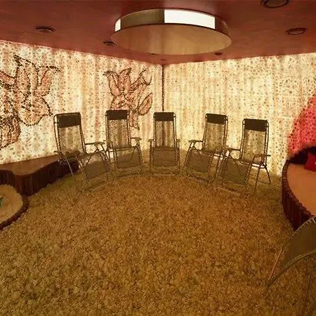 Hotel Centre Plaza 3*