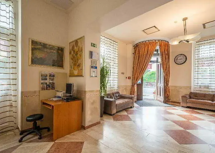 Hotel Centre Plaza 3*