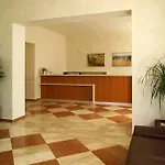 Hotel Centre Plaza 3*
